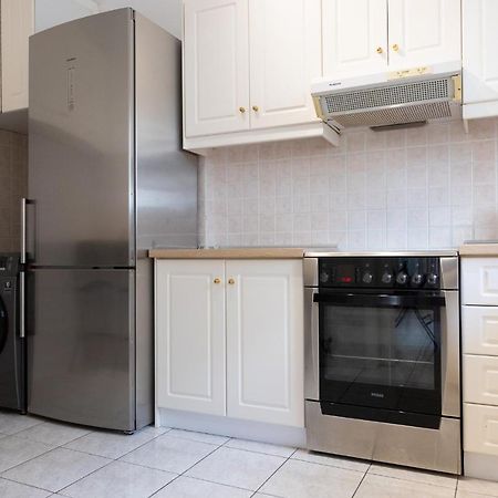 Spacious Apartment Close To The Sea And The City Center Athens Exterior photo