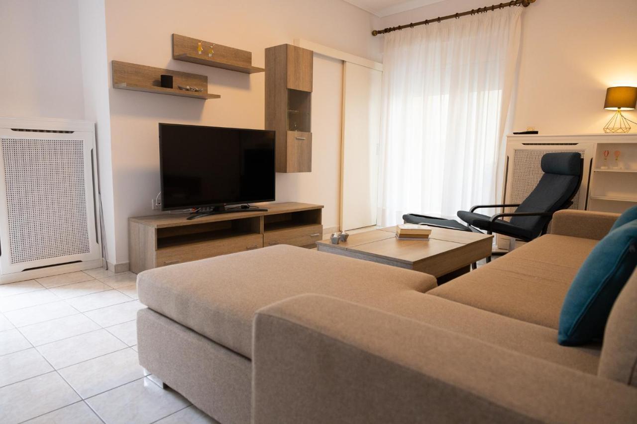 Spacious Apartment Close To The Sea And The City Center Athens Exterior photo
