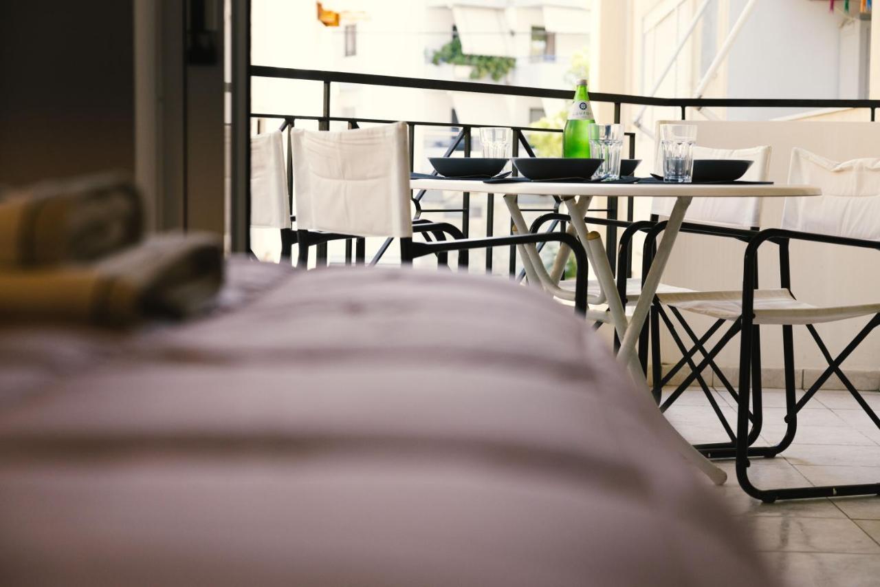 Spacious Apartment Close To The Sea And The City Center Athens Exterior photo